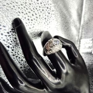 Elegant Silver Women's Ring